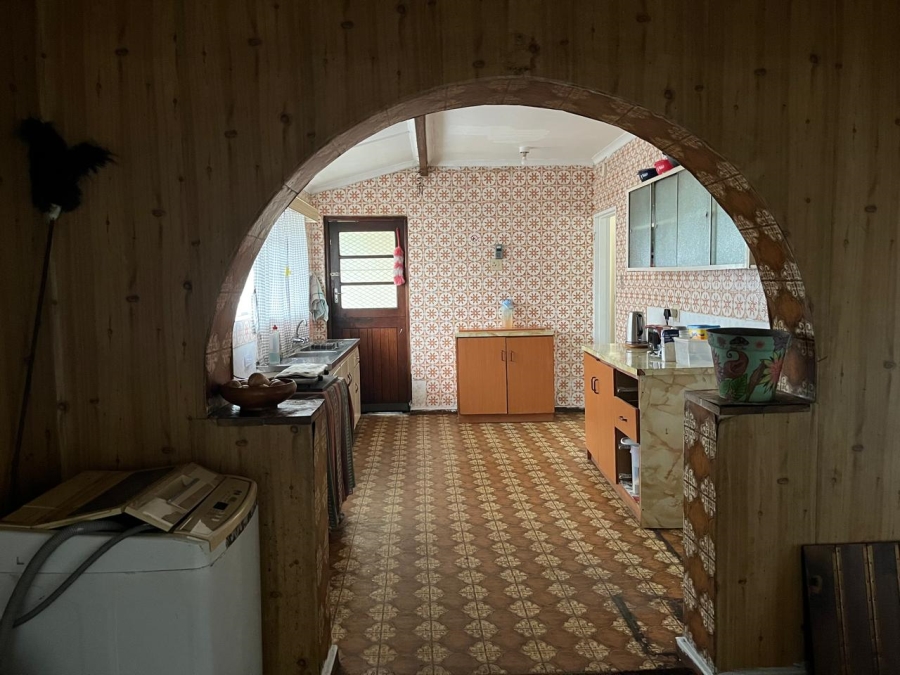  Bedroom Property for Sale in Richmond Estate Western Cape